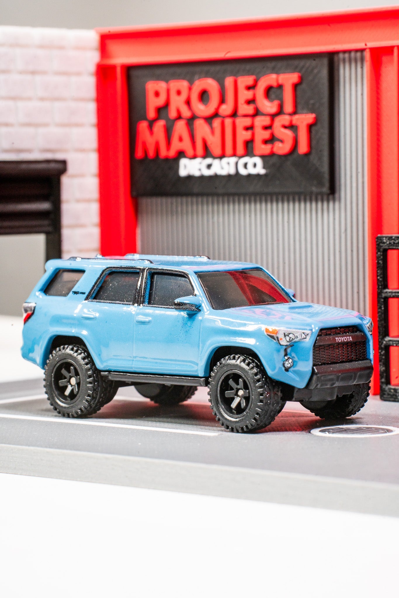 Hot Wheels Premium - 2018 Toyota 4Runner Blue - Series Car Culture
